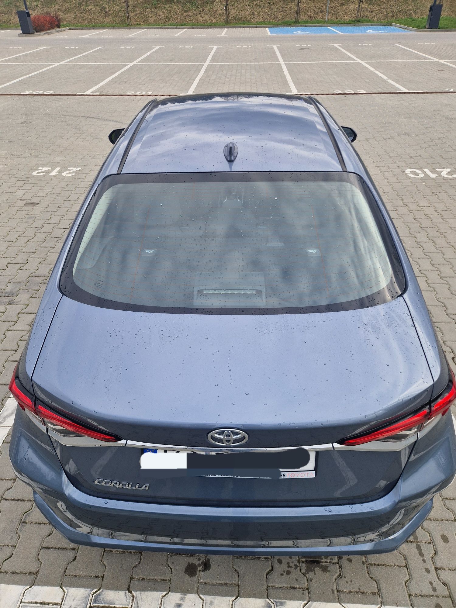 Toyota corolla 1.6 automat   gwarancja fabryczna  salon Polska
