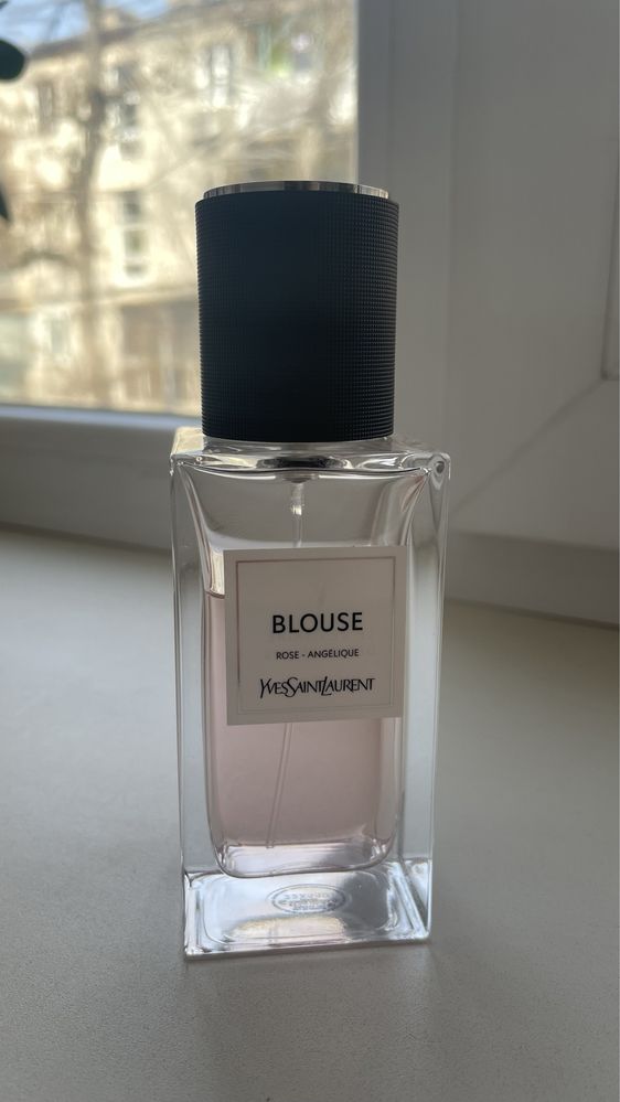 Yves Saint Laurent Blouse , приобретен в Бельгии, оригинал