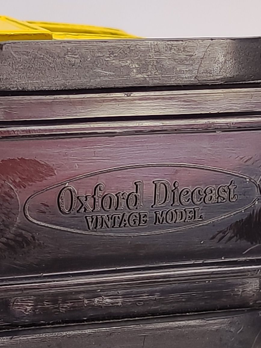 Машинка Oxford Diecast VINTAGE MODEL