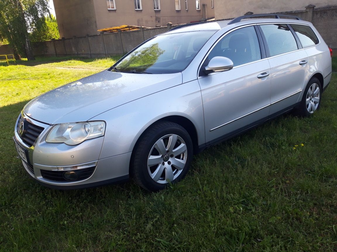 Volkswagen Passat B6 2006 2.0 TDI bezwypadkowy z Niemiec!