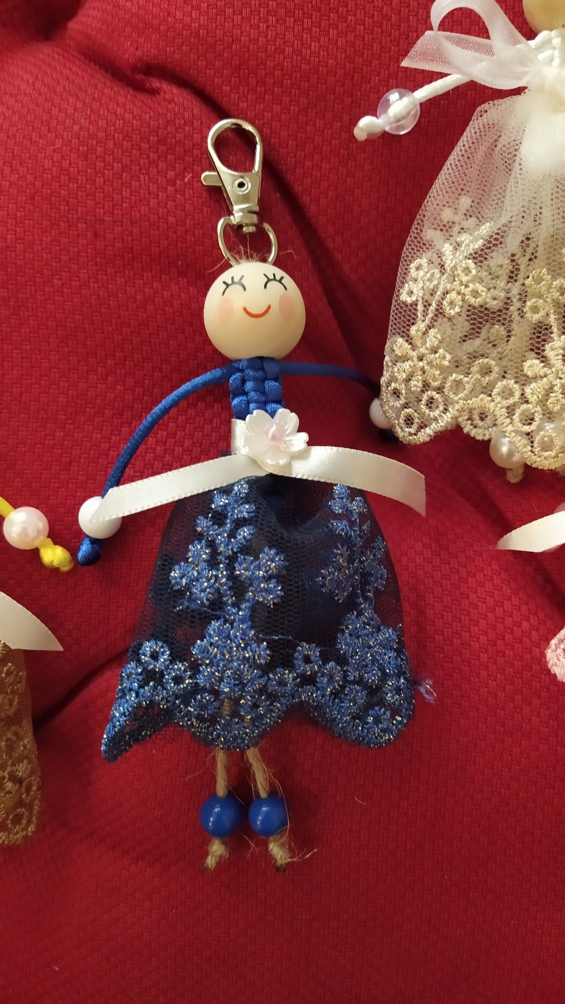 Porta chaves Bonequinha Macramé