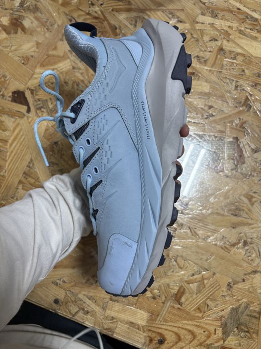 Чоловічі трекінгові кросівки/для міста Hoka Kaha 2 Gore Tex розмір 41