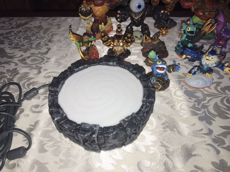 Jogo Skylanders PS3- jogo + portal