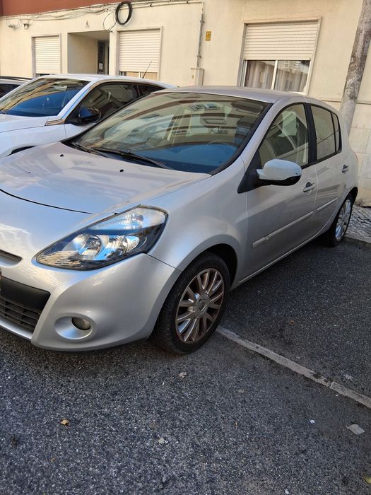 Renault clio 1200