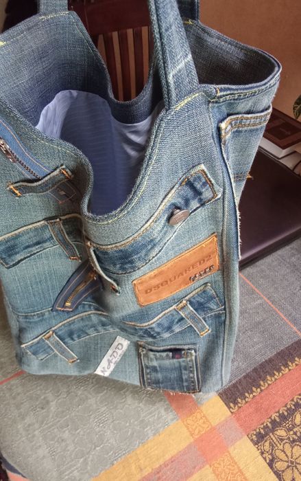 Сумка з джинси в одному екземплярі.