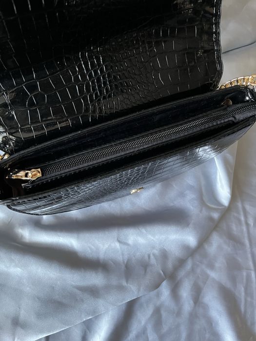 torebka czarna Guess