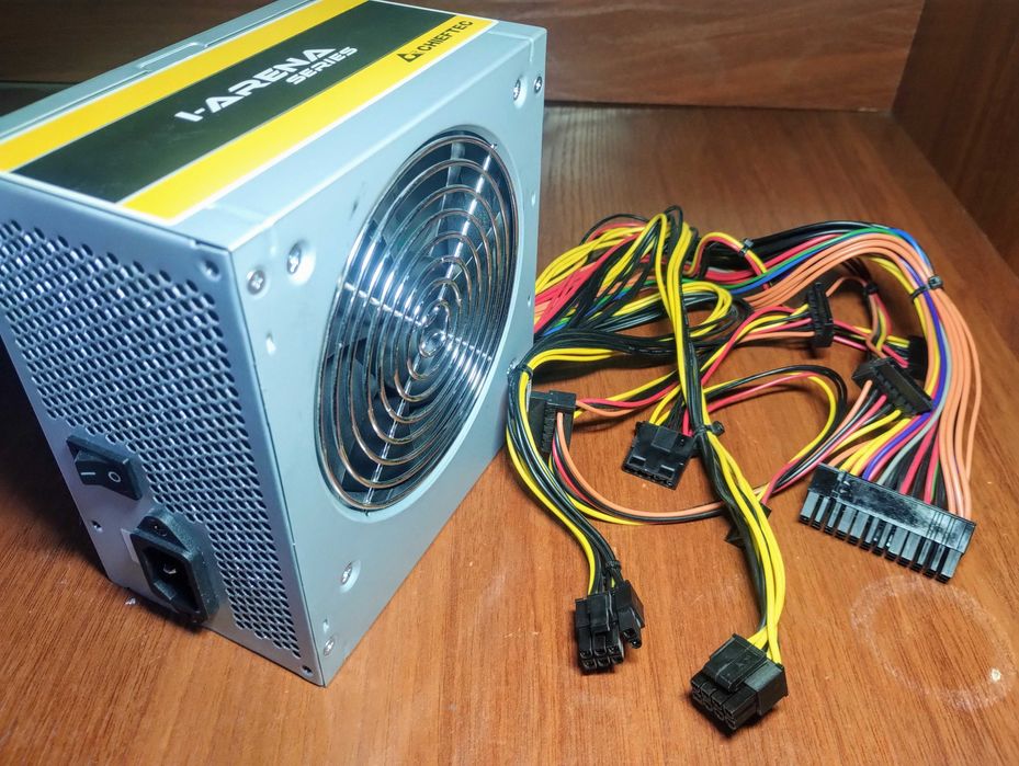 Блок живлення CHIEFTEC iARENA GPA-450S8 450Вт