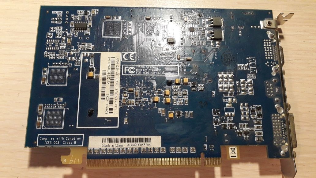Відеокарта x700 128m GDDR3 PCI-E VGA/TVO/DVI-I