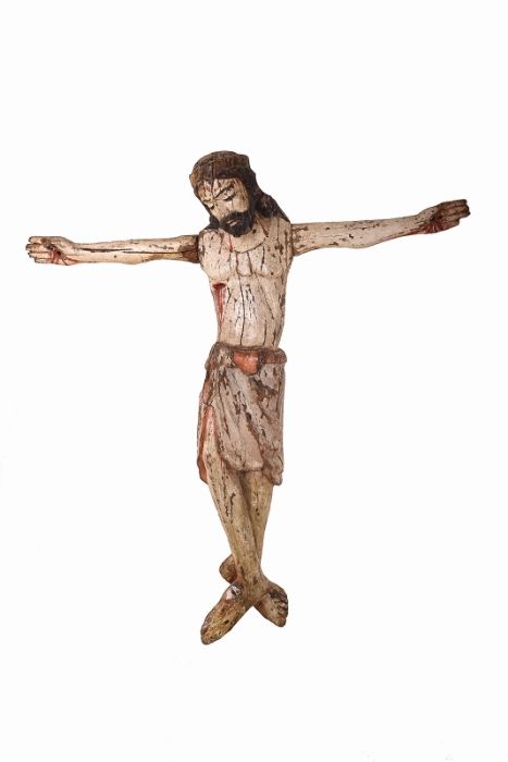 Cristo crucificado em madeira entalhada