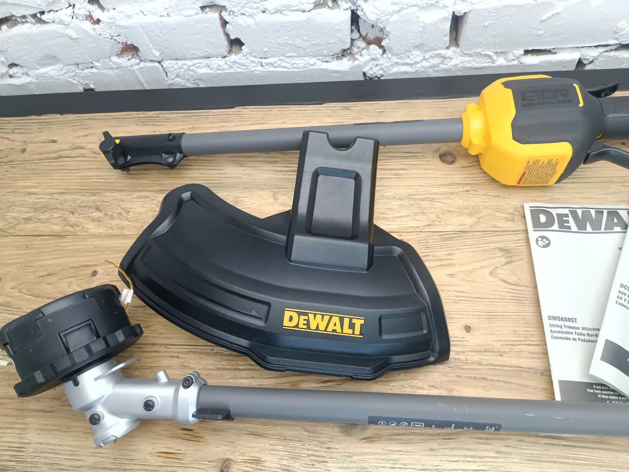 Акумуляторний тример DeWalt FLEXVOLT 60V DCST972 з США Made in Mexico