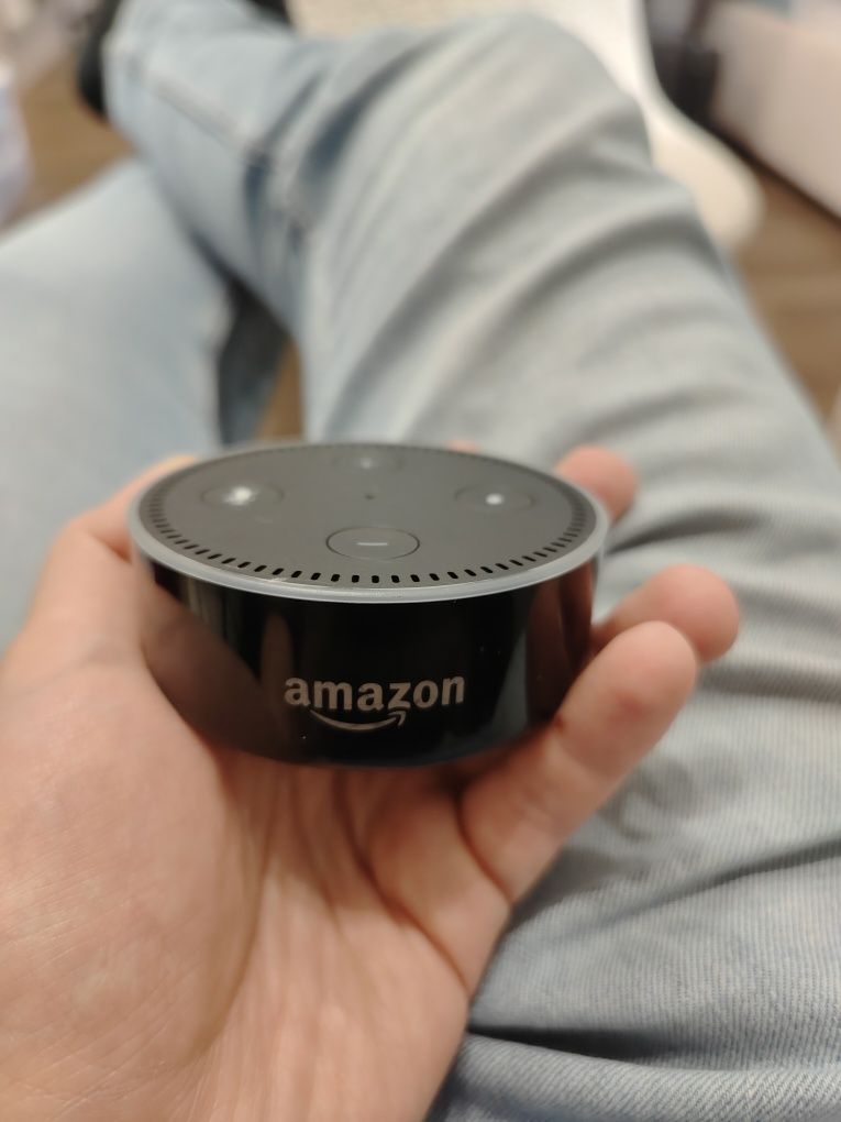 Продаю колонку Amazon echo dot Alexa
