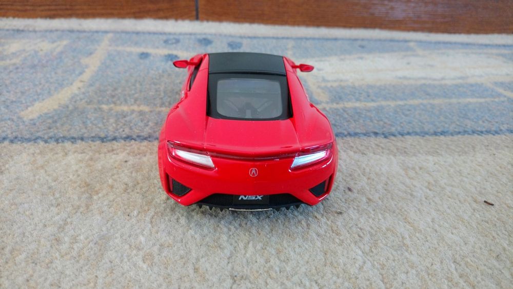 Honda Acura NSX - Maisto 1/24