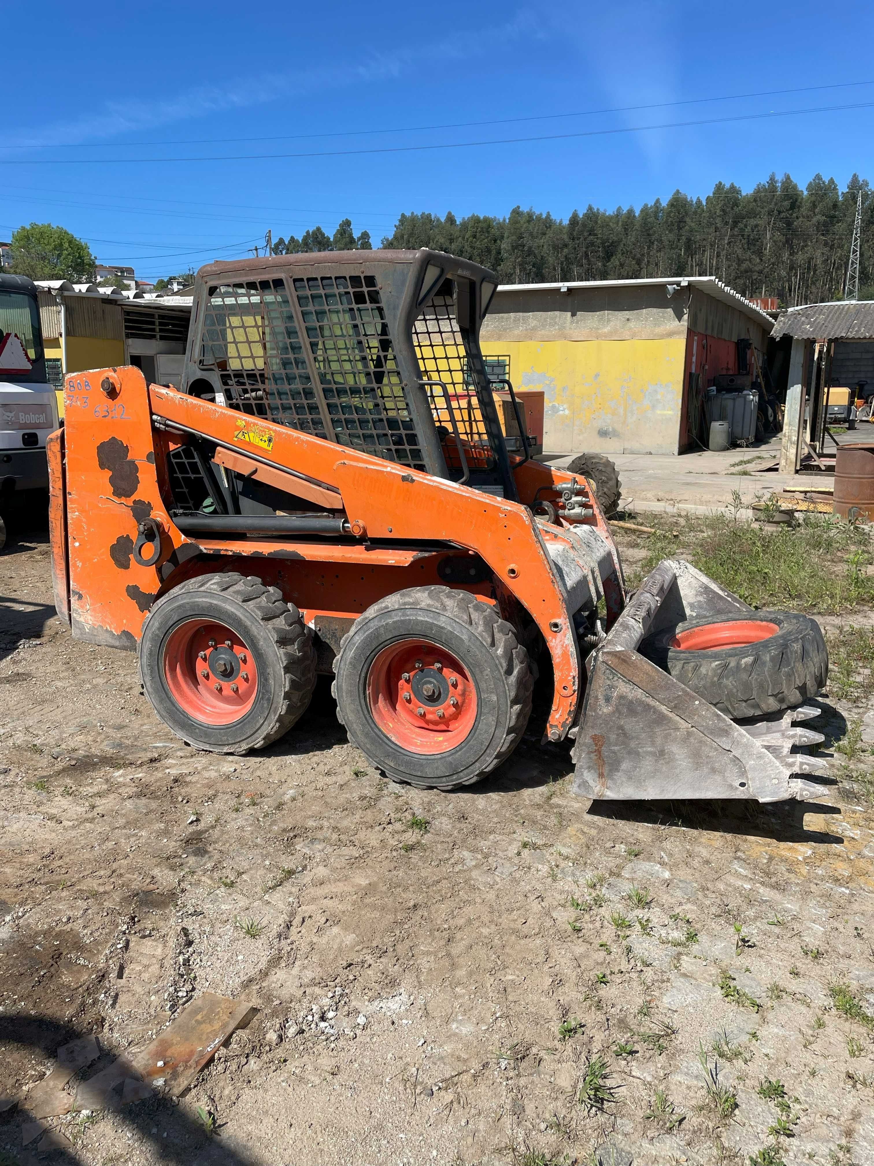 Mini pa Carregadora Bobcat 753