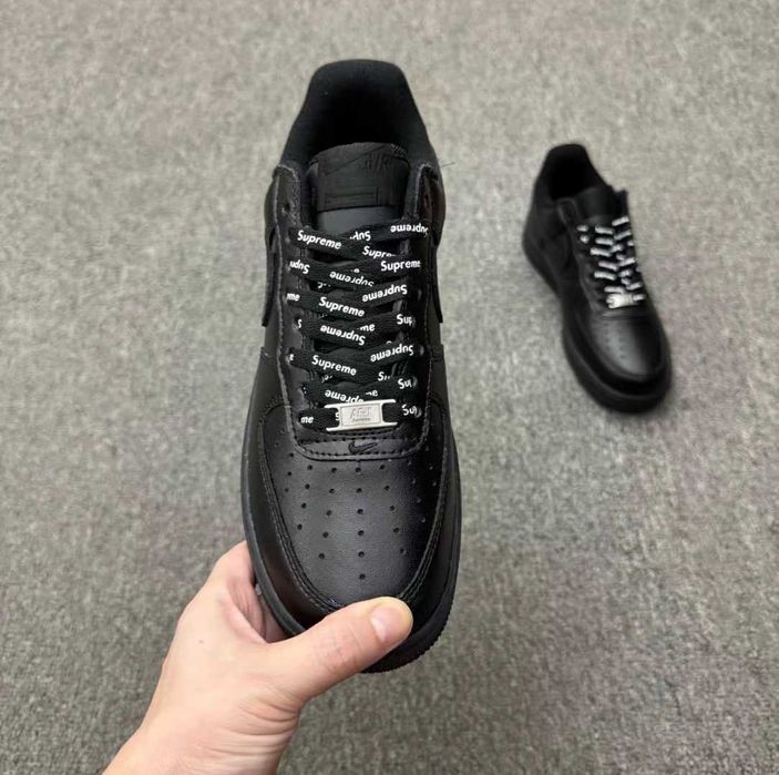 "koszykówki" Nike_Air_Force_1_Low_Supreme_Black_R.36.5