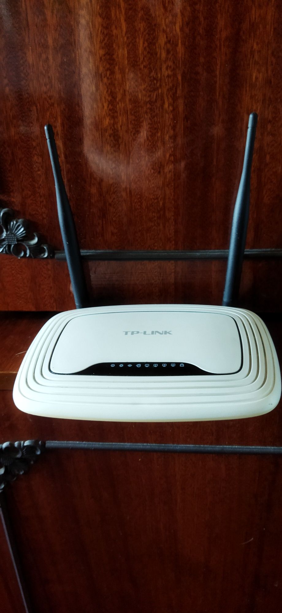 Роутер tp link WR841N