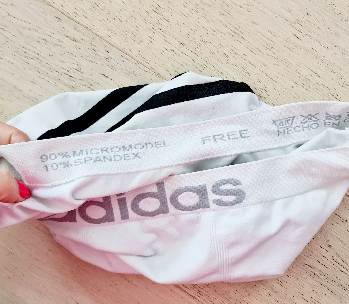 Adidas kąpielówki spodenki stretch M