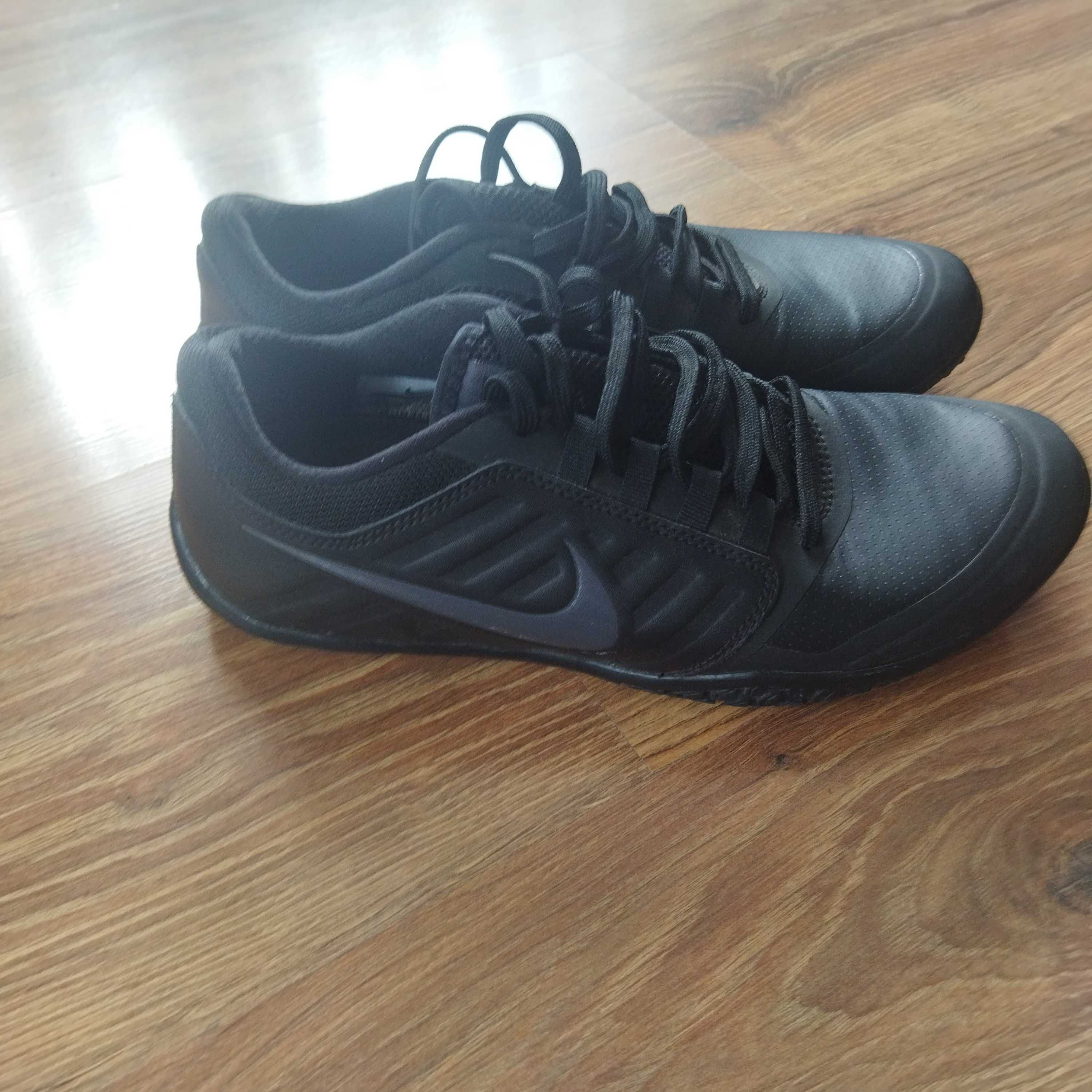 Buty Nike sportowe