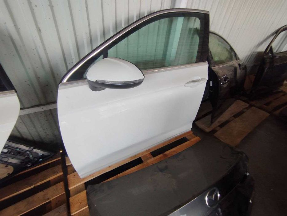 Дверь левая, правая передняя,задняя Volkswagen VW Passat ,B8