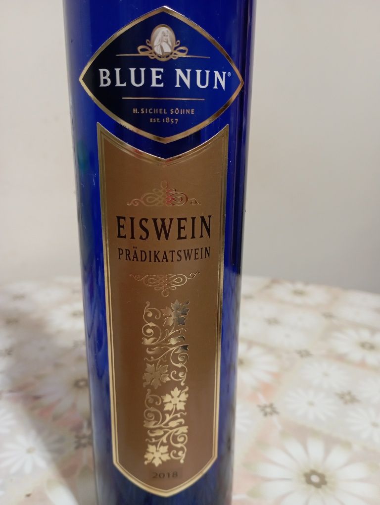 Бутилка з під Blue Nun Eiswein, об'єм 500 мл2018