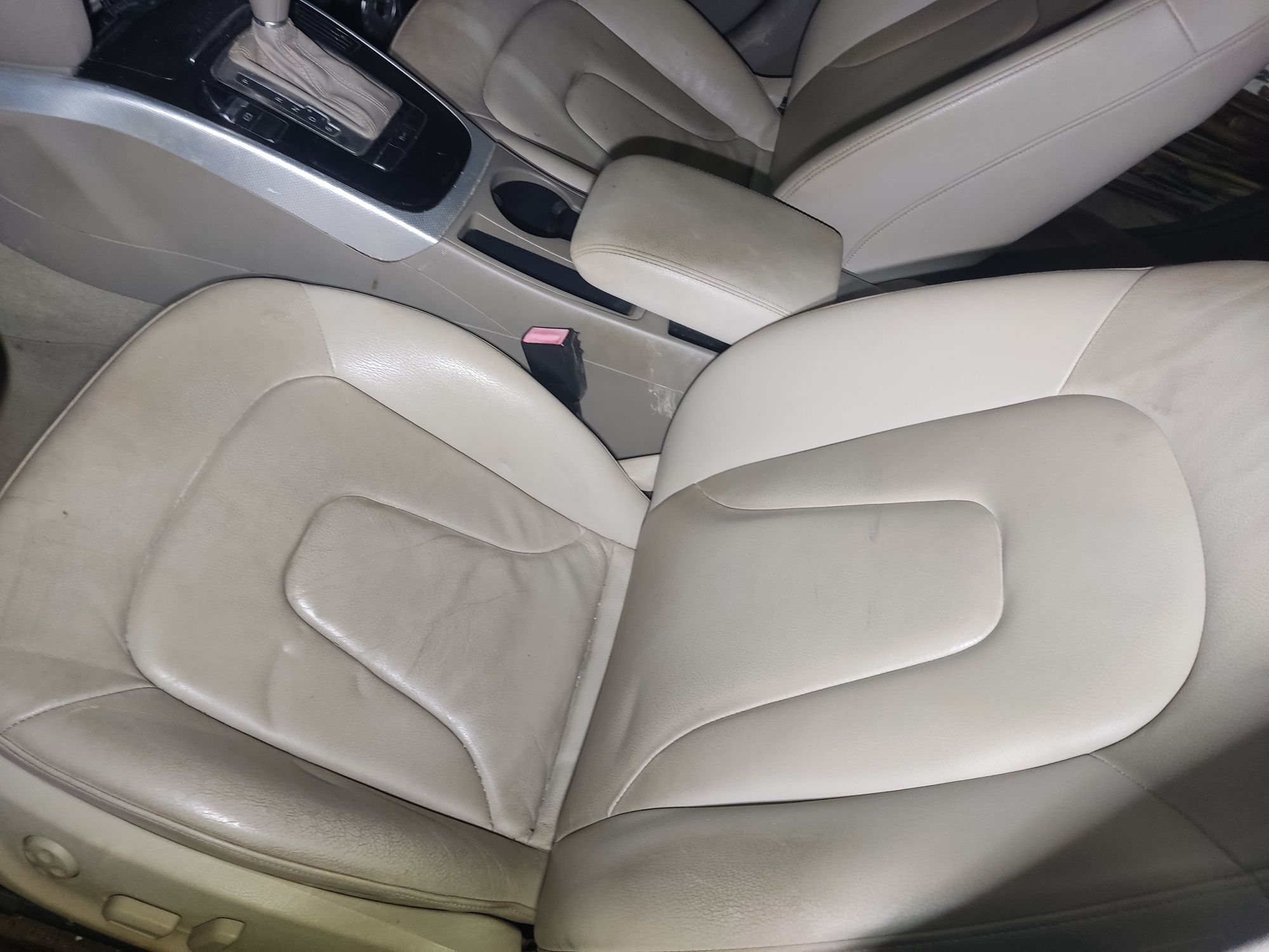 Interior bancos Audi A4 B8