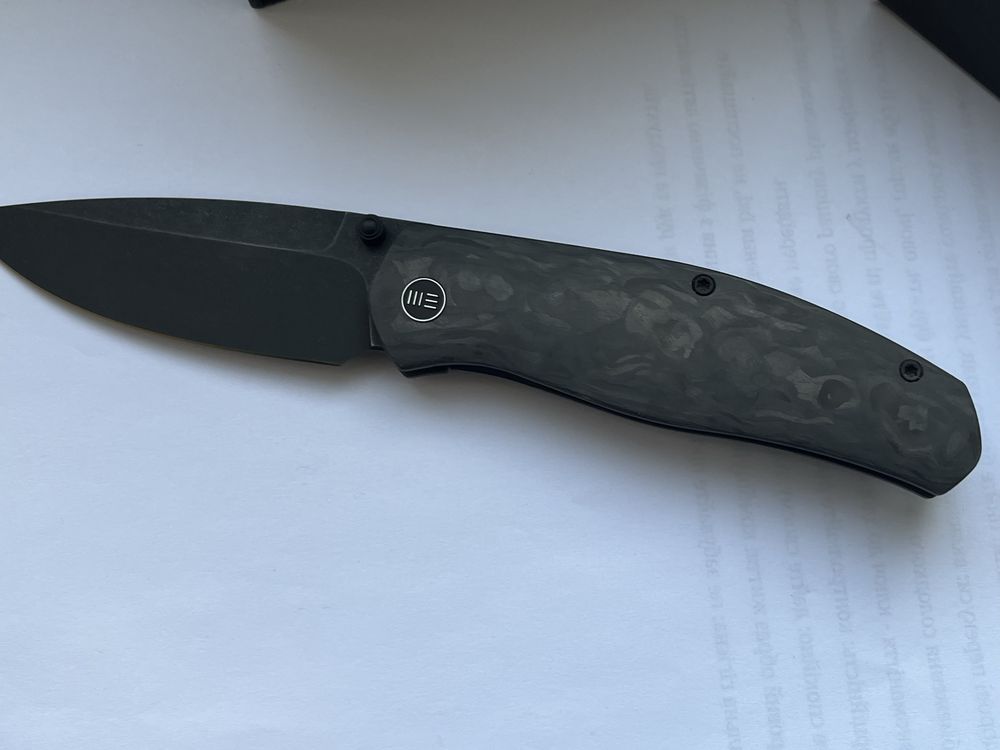 Складной нож We Knife Esprit, marble carbon fiber WE20025A-C