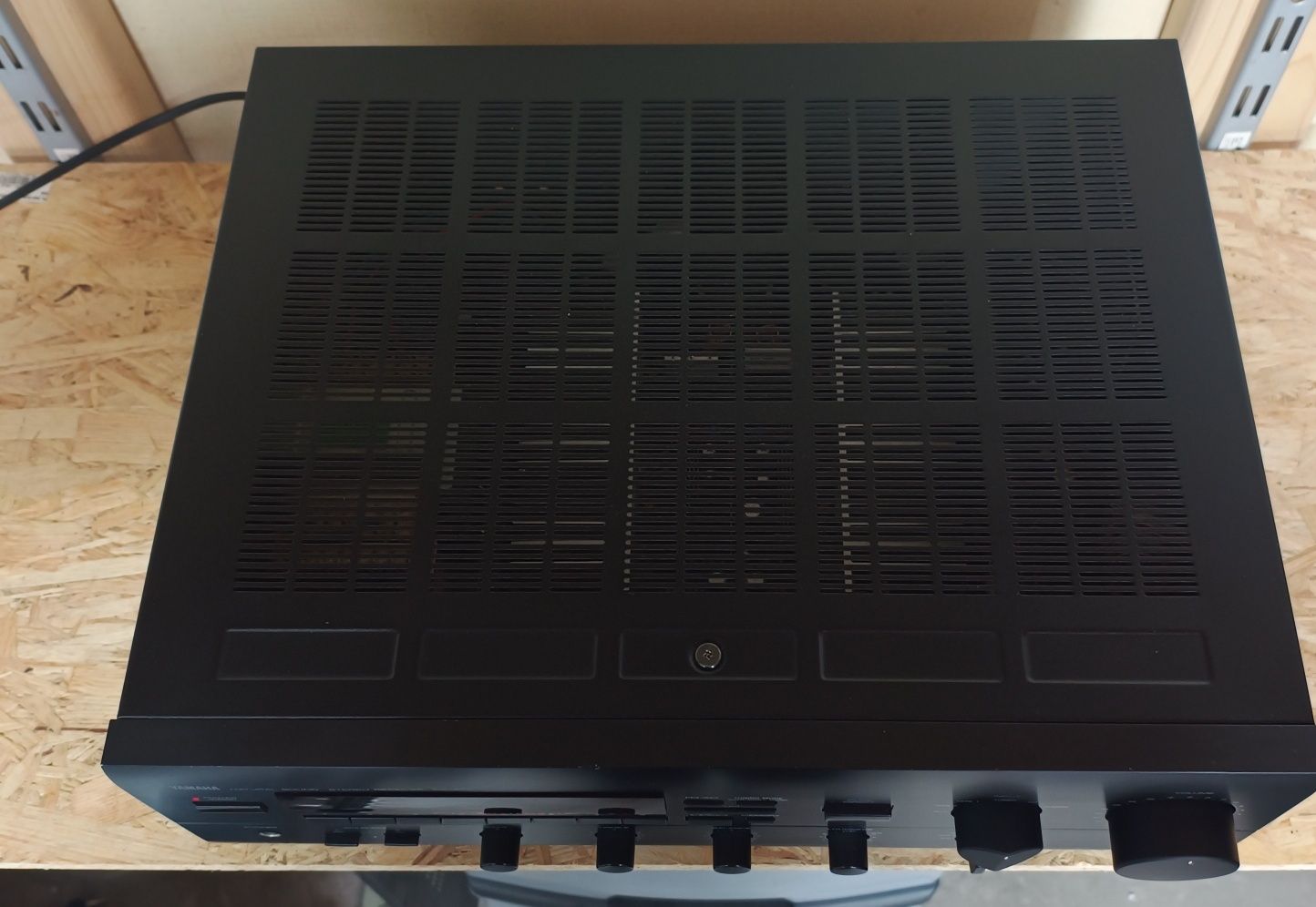Amplituner RX 570