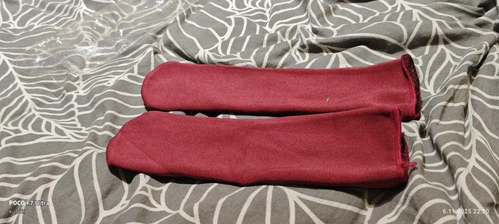 Bordowe Ocieplacze na Łydki – Maksymalne Ciepło i Relaks Mięśni