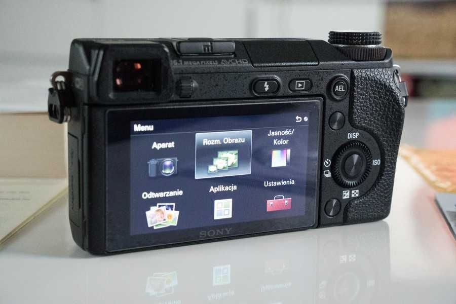 Aparat Sony Nex 6 przebieg 16K zdjęć