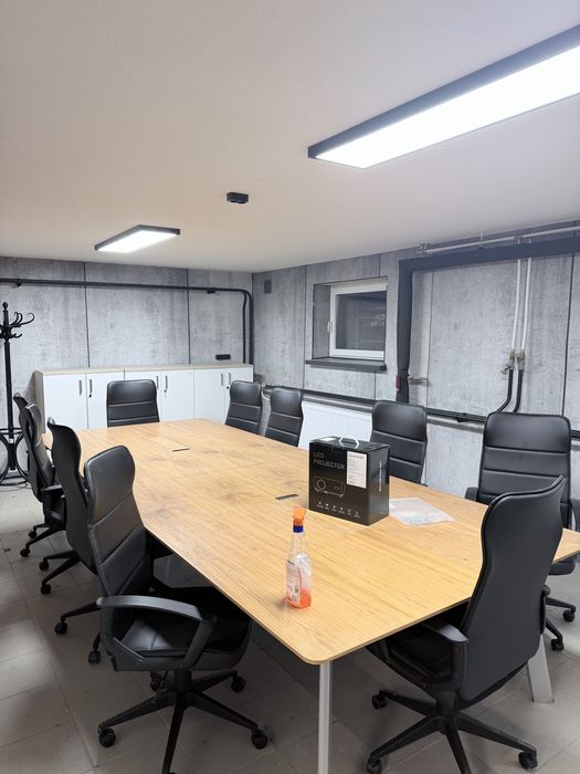 Wynajme powierzchnie biurowe z możliwością wynajmu terenu, hali