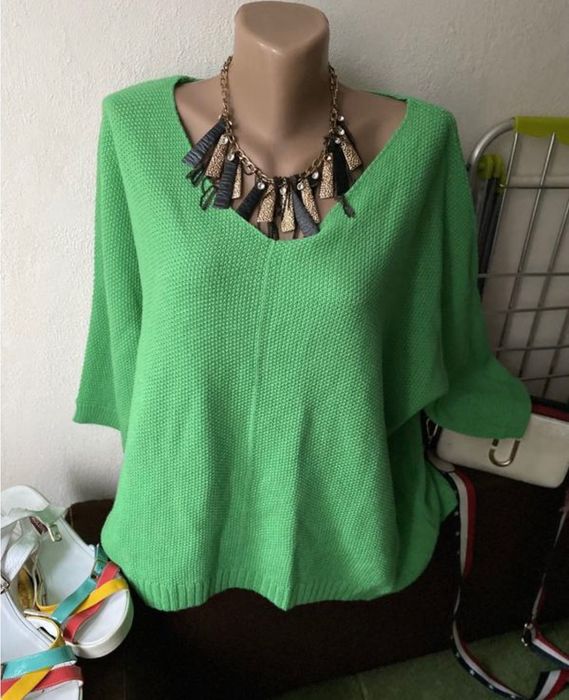 Гарний светр в'язка рукав 3/4