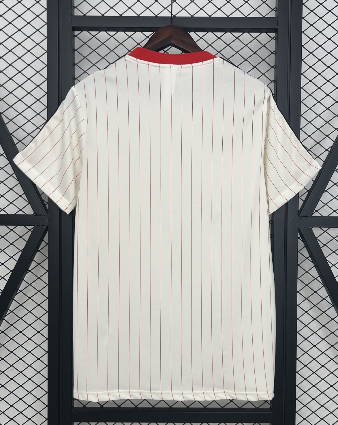 Camisola Benfica Retro M,L,XL entrega imediata.