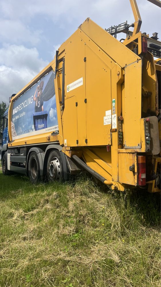 Zabudowa Śmieciarka Prasa papieru z wagą Geesink Gpm 3 Gcb 1000