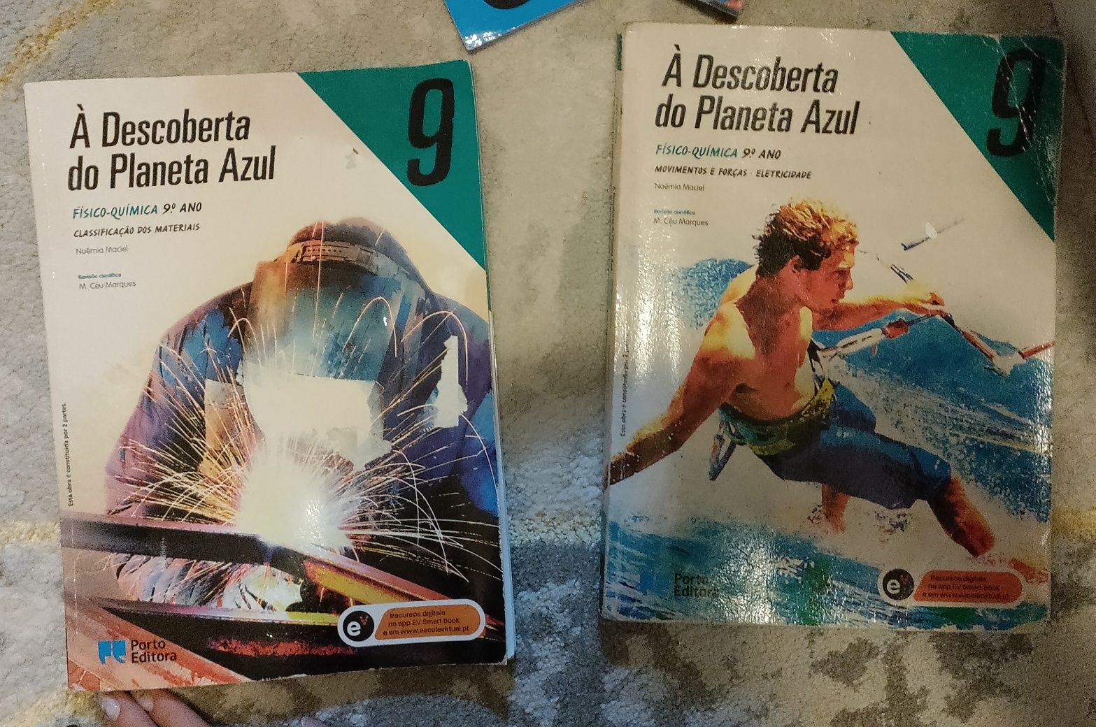 Livros escolares 9 ano