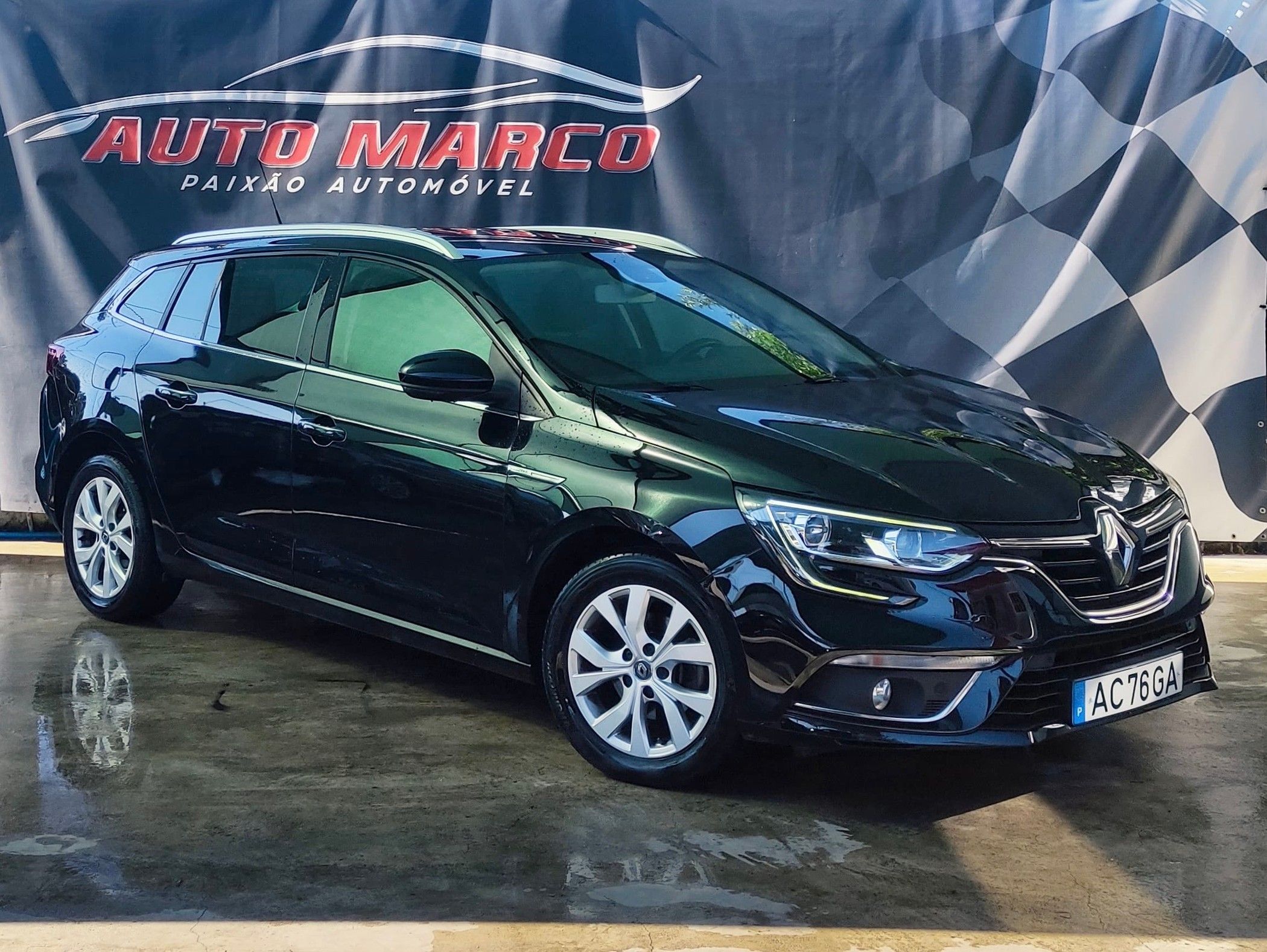 Renault Megane Sport Tourer 1.5 Blue dCi Limited