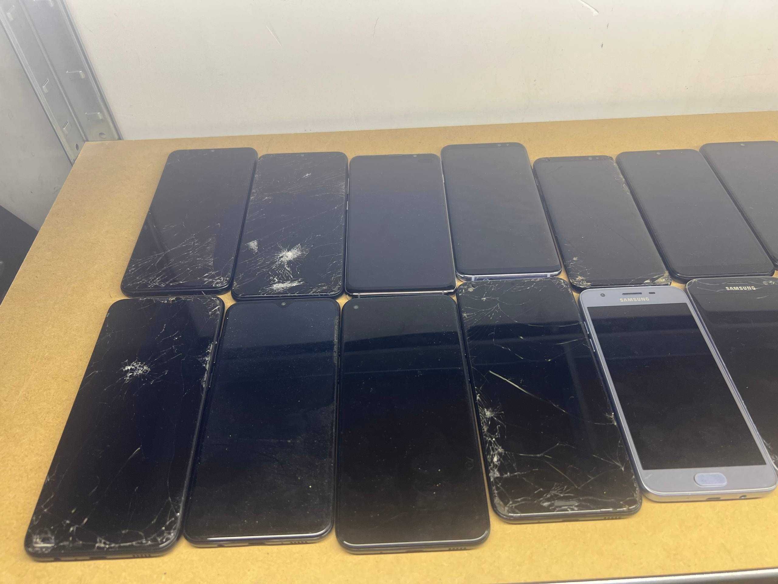 Лот смартфонів, Galaxy A03s, A12, S10+, S8+,  A01