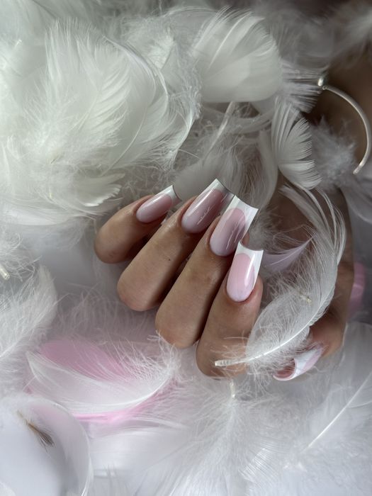 Манікюр та покриття 500 грн