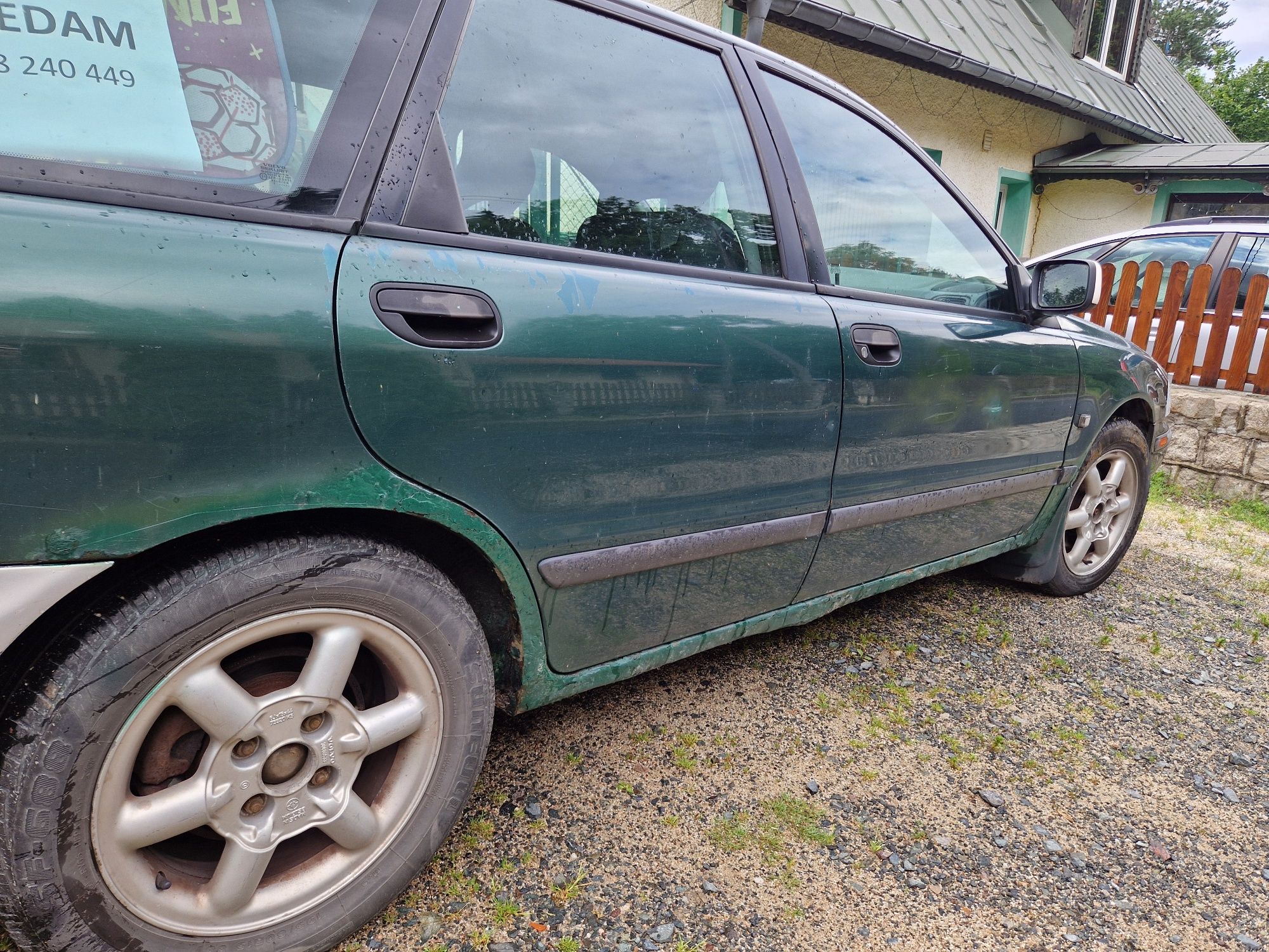 Volvo v40 1998r.