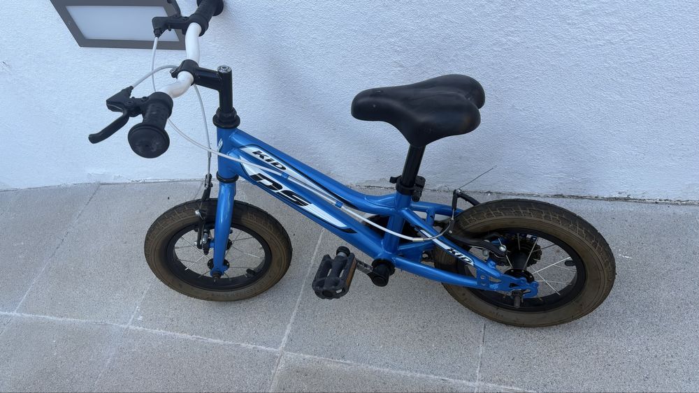 Bicicleta de Criança KID DS quase nova + rodinhas oferta