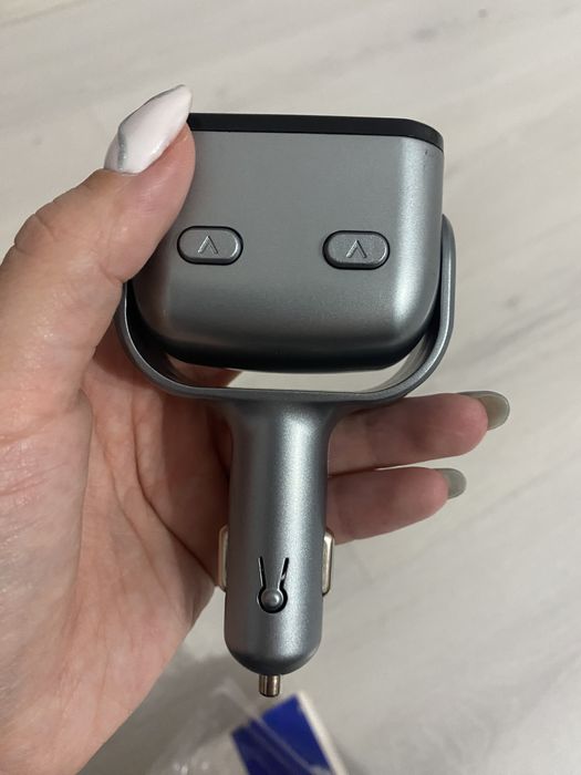 Автомобільний зарядний пристрій у прикурювач usb, адаптер в автомобіль