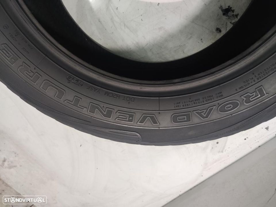 2 pneus semi novos 235-60r18 kumho - oferta dos portes