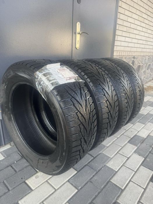 Продам резину 245 55 r19