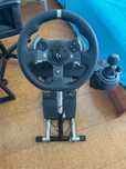 Conjunto Logitech Gamer – Volante, Pedais e Shifter