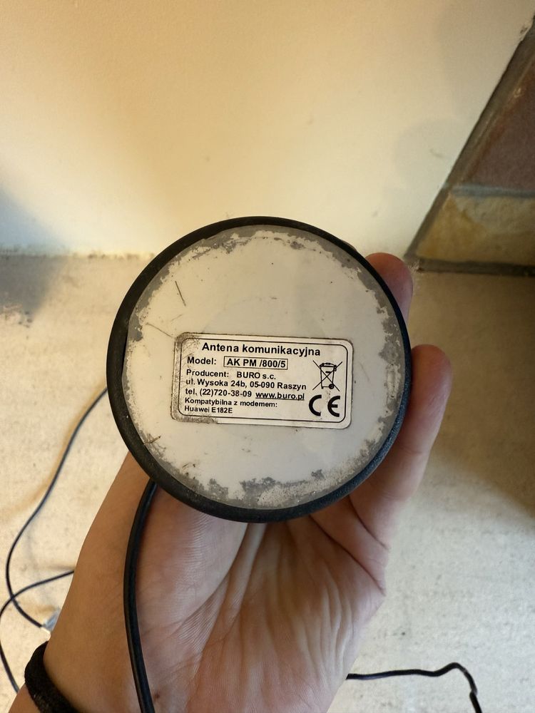 Antena magnetyczna AK PM/800/5 – LTE/3G/GSM – CRC9