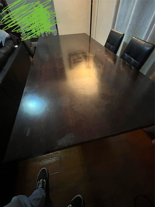 Mesa de sala de jantar com oferta de 3 cadeiras