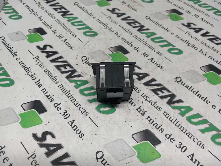 Botão / interruptor 4 piscas BMW 3 (E90)