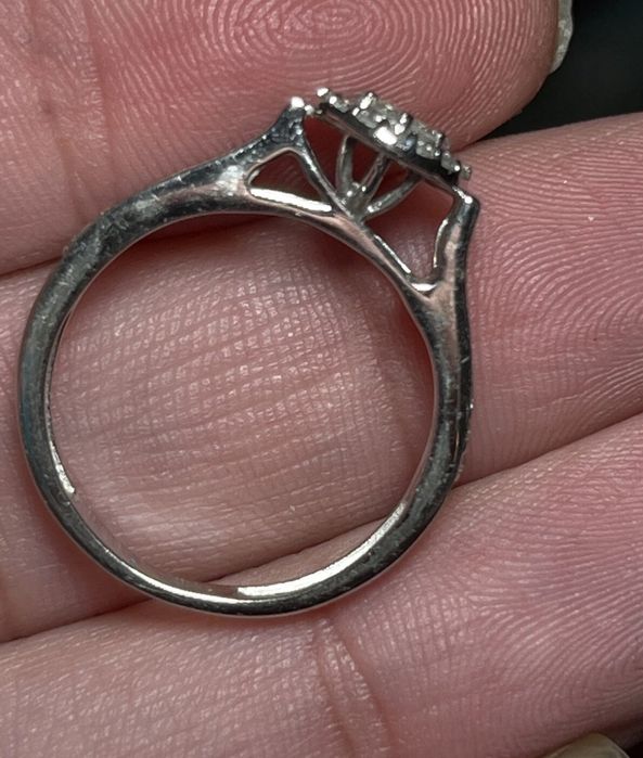 Золотое кольцо 14 к с бриллиантами 0.52кт