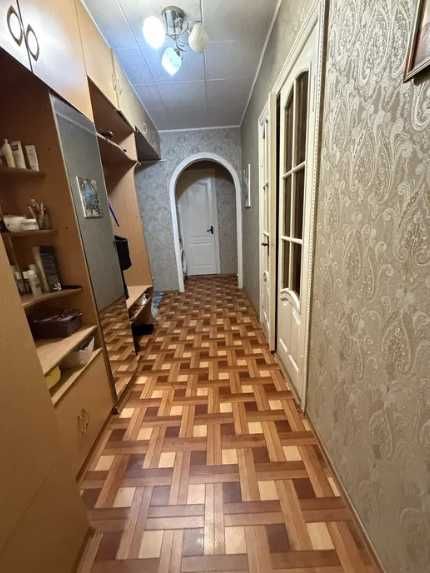 Продам двухкомнатную квартиру в Корабельном районе (р-н 48 школы)