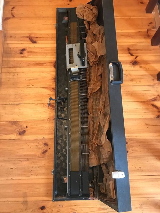 Вязальна машина нєва-2