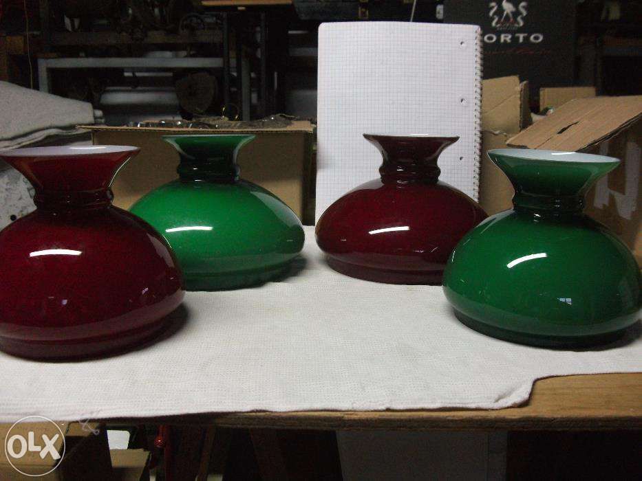 abajours de cor em vidro opalino doublé