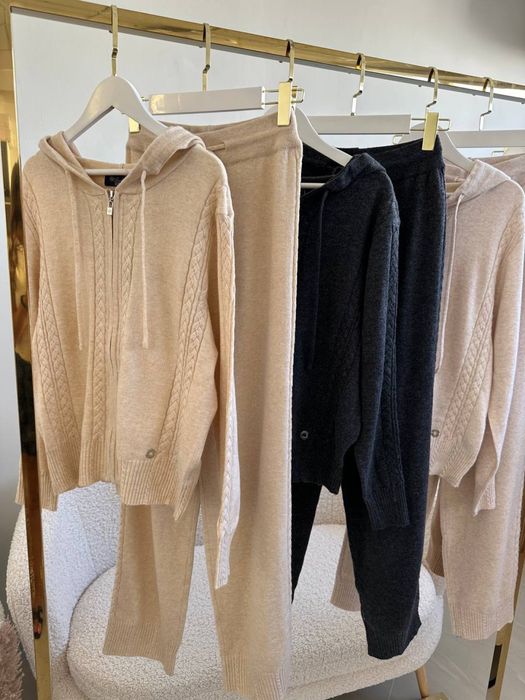 Костюм loro piana різні